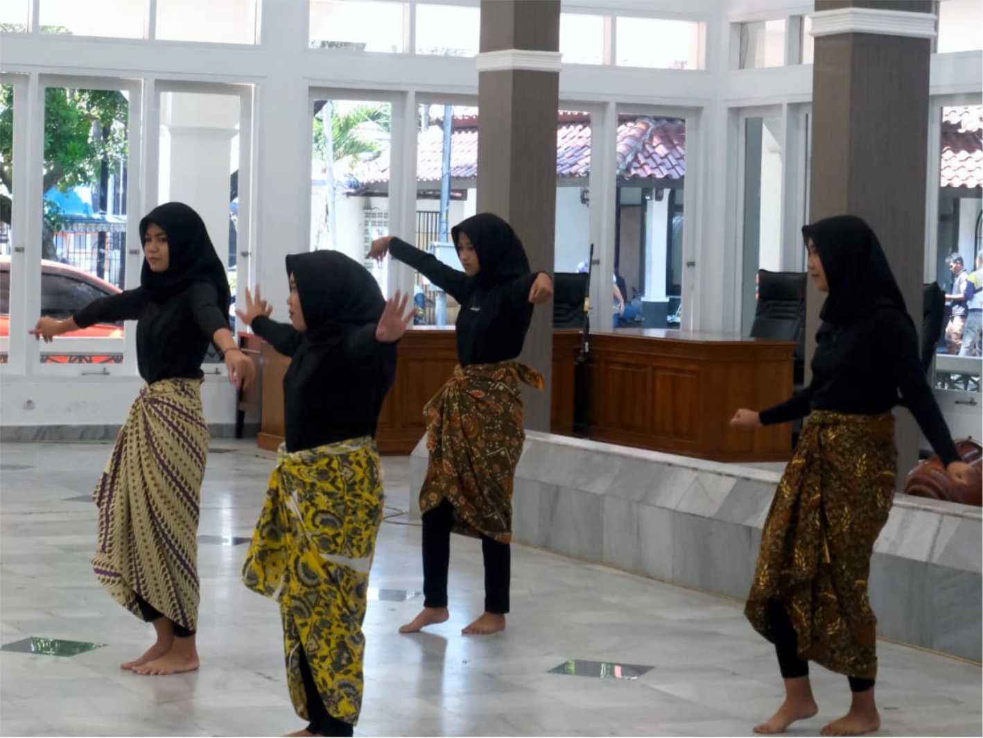 Mulai Terkikis, Sekda Garut Ajak Masyarakat Pelihara Kebudayaan Sunda
